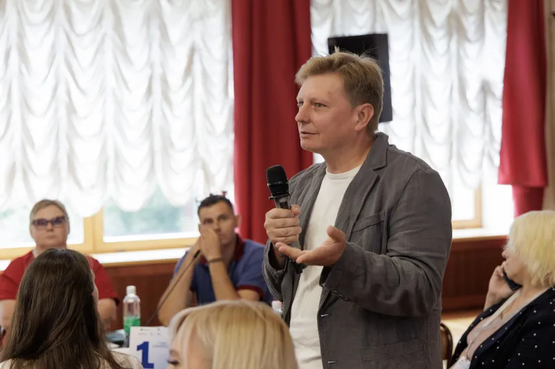 Александр Бондарев